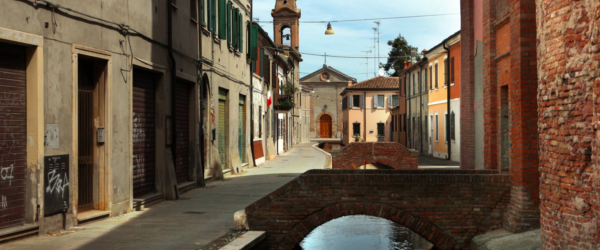 Comacchio, via del rosario 01 photo by Sailko